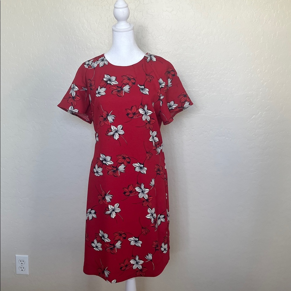 Banana Republic Floral shift dress Size 8